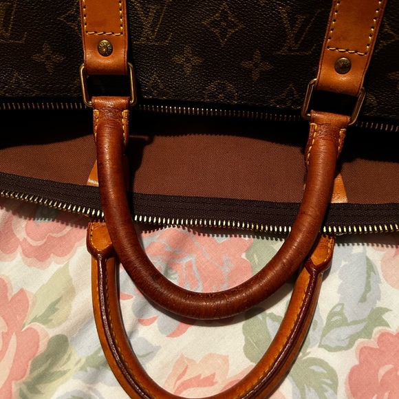 Authentic Louis Vuitton Keepall 55 travel bag - Picture 10 of 16